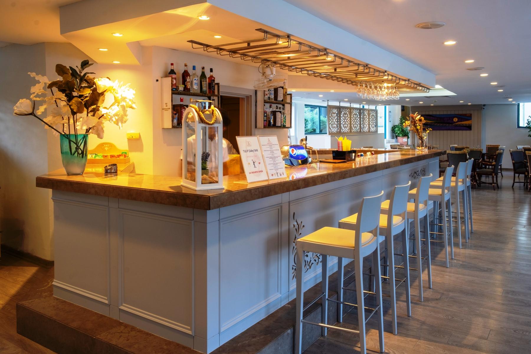 Queen'S Park Le Jardin Kemer Luaran gambar