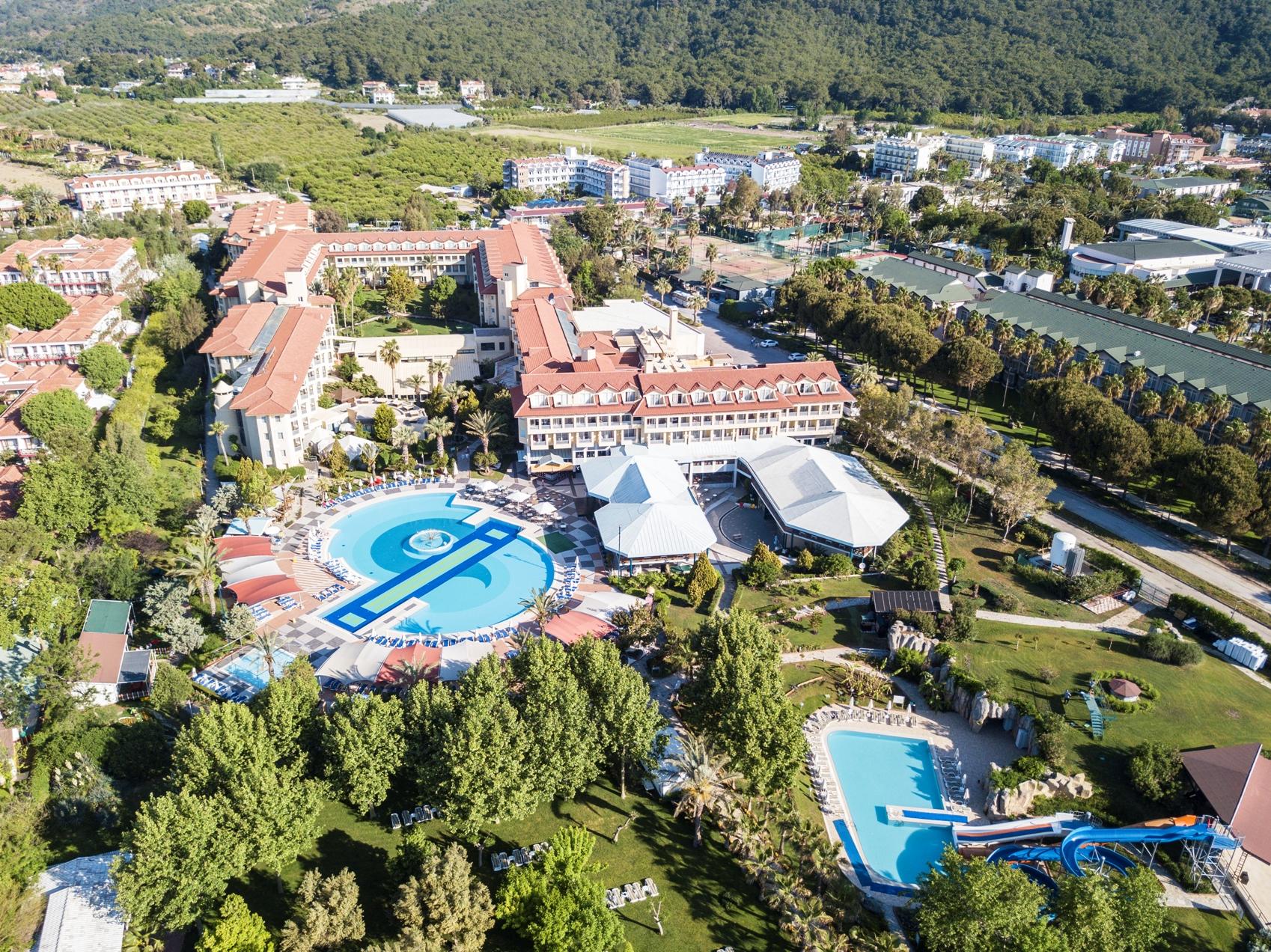 Queen'S Park Le Jardin Kemer Luaran gambar